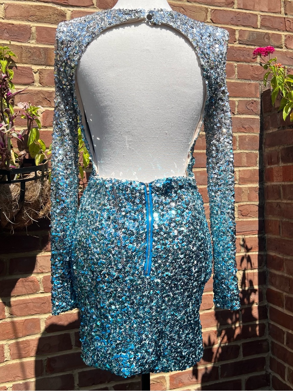 Hello Molly Shine Bright Sequin Mini Dress Sz 4 Silver Blue Bodycon HOCO Holiday - Picture 8 of 14